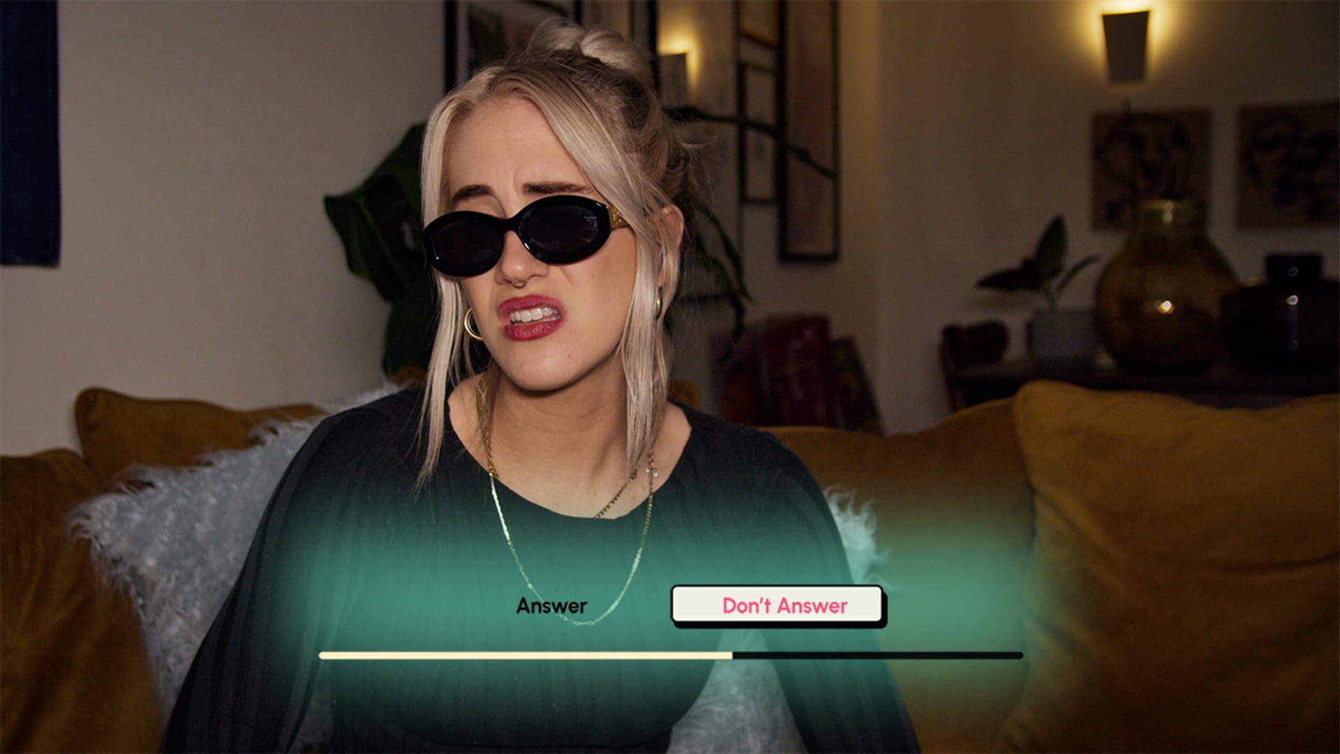 Foto do jogo Who Pressed Mute on Uncle Marcus?