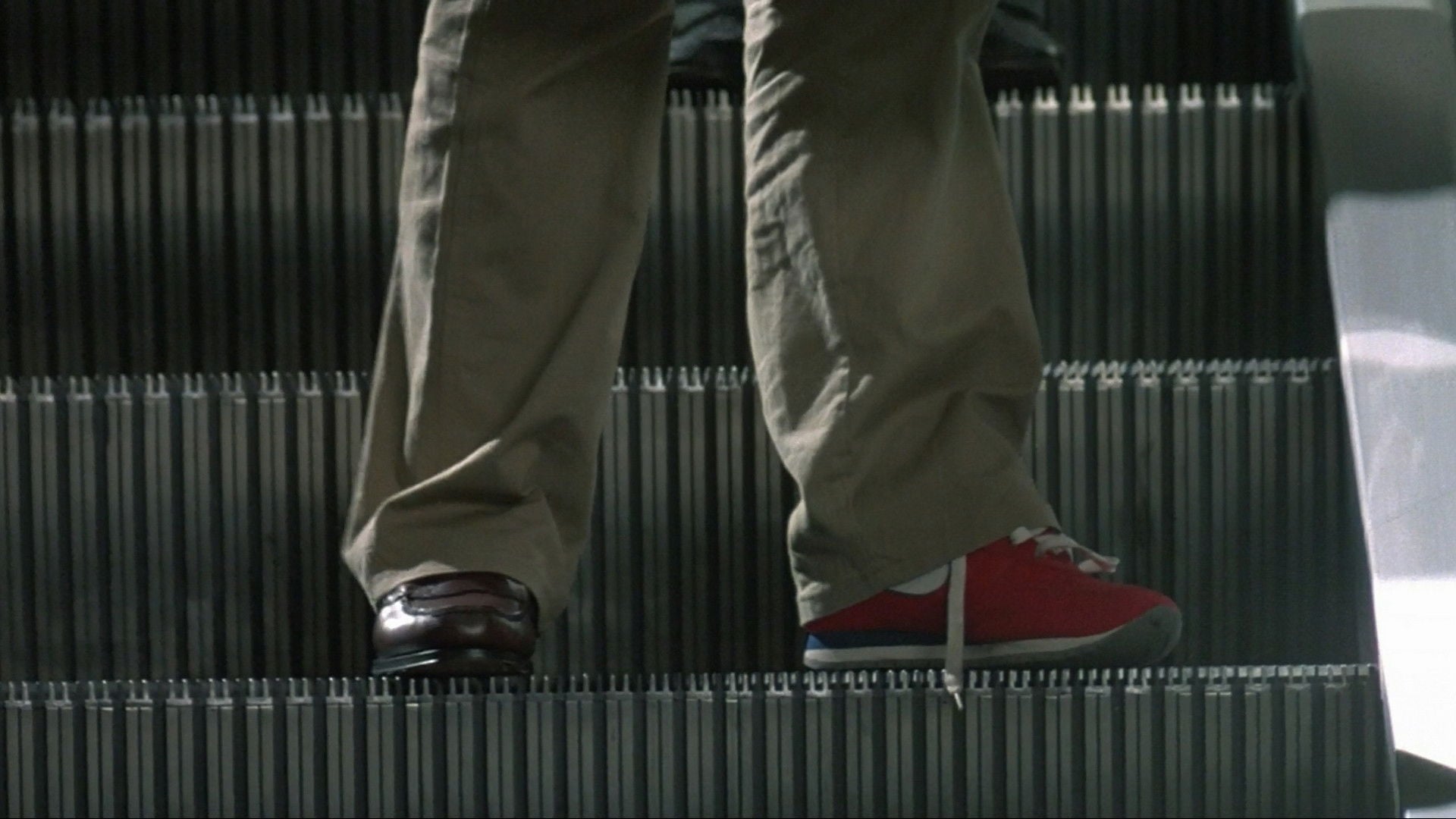 Foto do filme O Homem do Sapato Vermelho