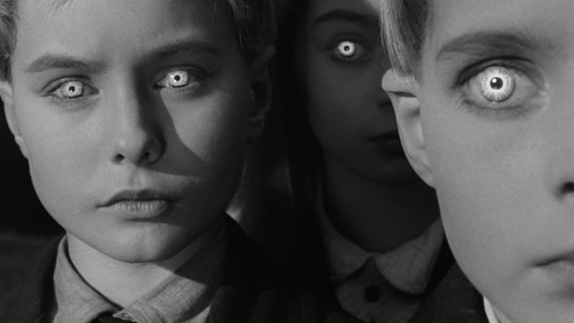Foto do filme A Aldeia dos Amaldiçoados