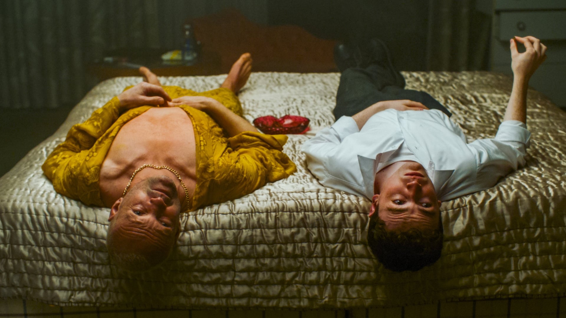Foto do filme Truly Naked