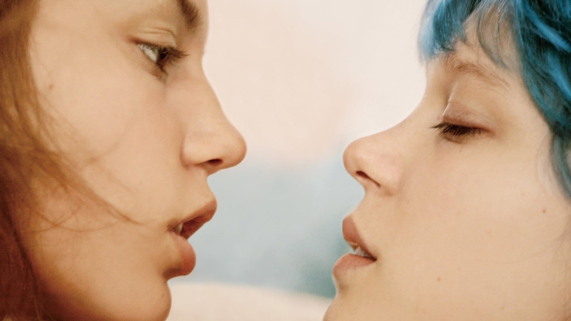 Foto do filme Azul É A Cor Mais Quente