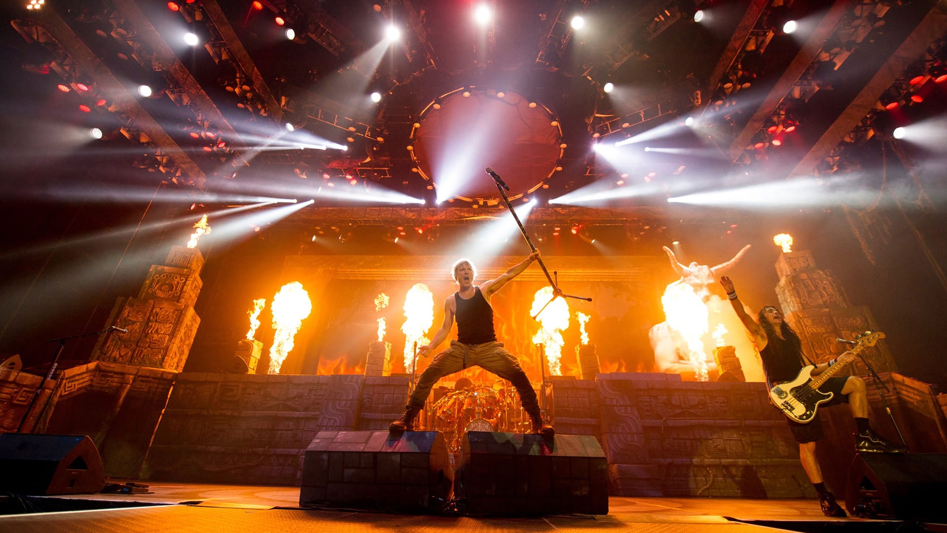 Foto do filme Iron Maiden: Burning Ambition