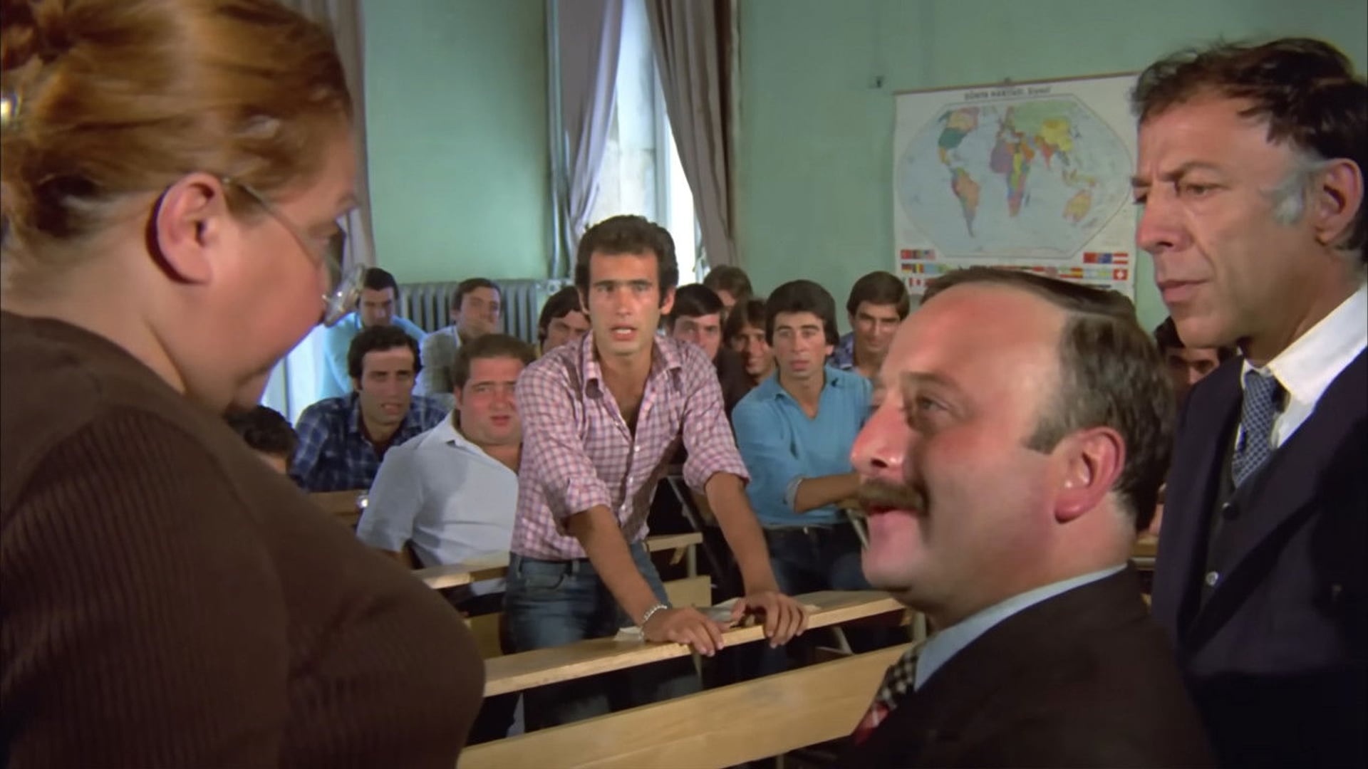 Foto do filme Hababam Sınıfı Uyanıyor