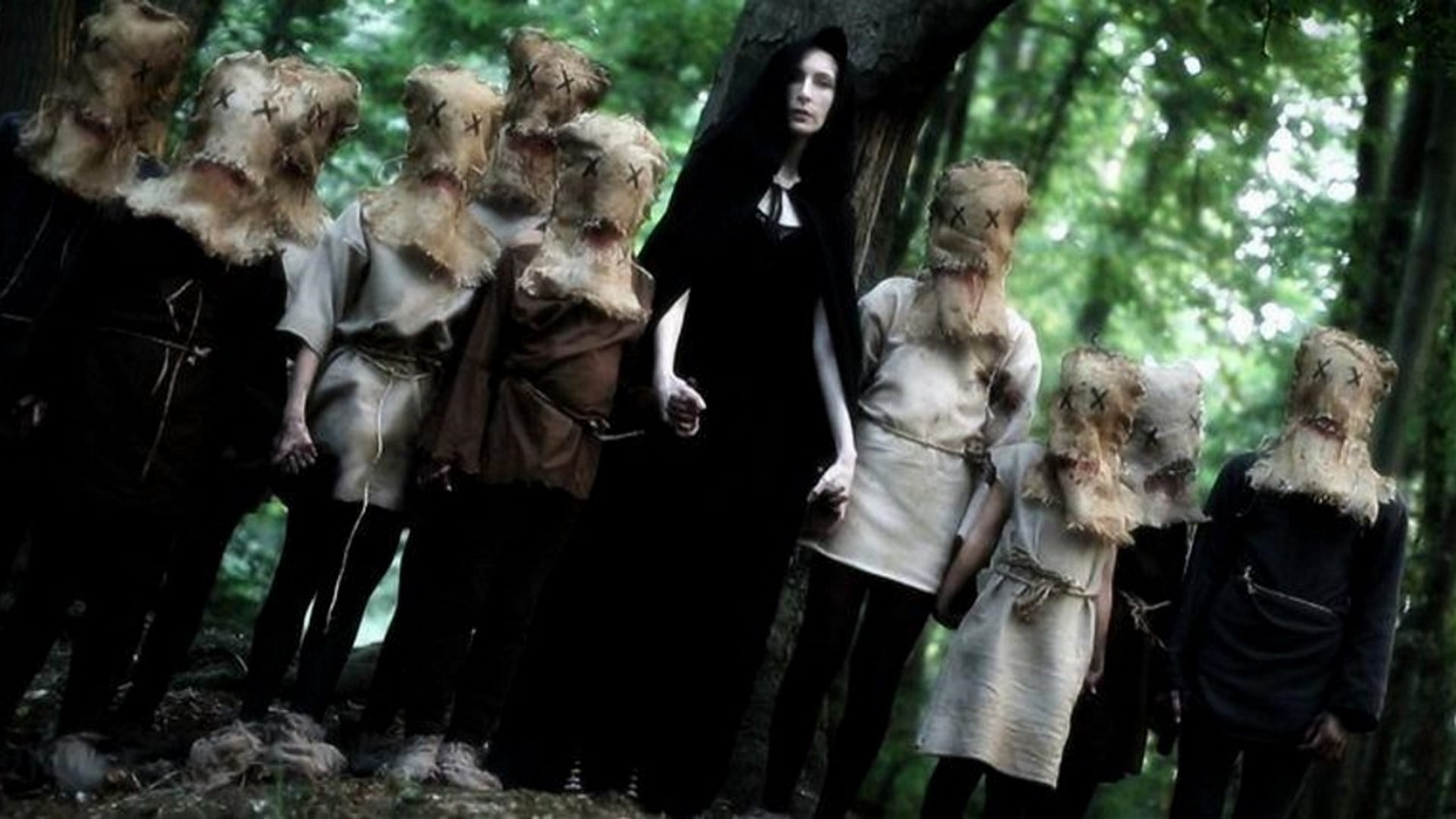 Foto do filme A Maldição da Bruxa da Árvore
