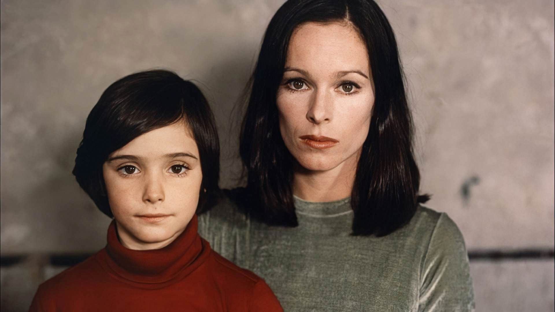 Foto do filme Cría Cuervos