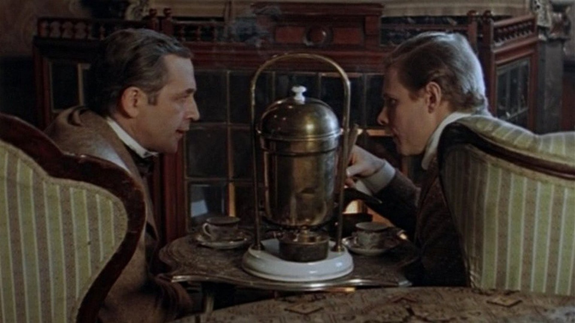 Foto do filme Sherlock Holmes and Dr. Watson: Bloody Inscription