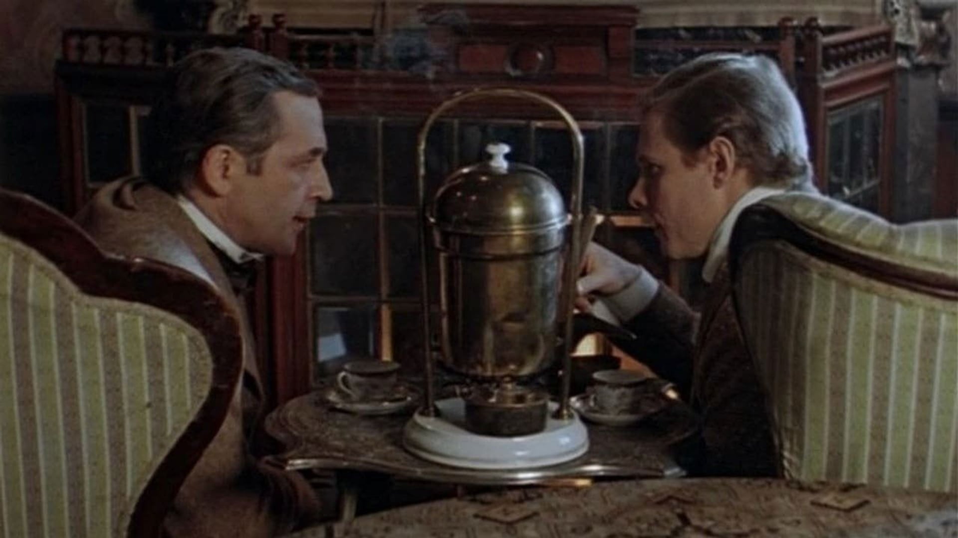 Foto do filme Sherlock Holmes and Dr. Watson: Bloody Inscription