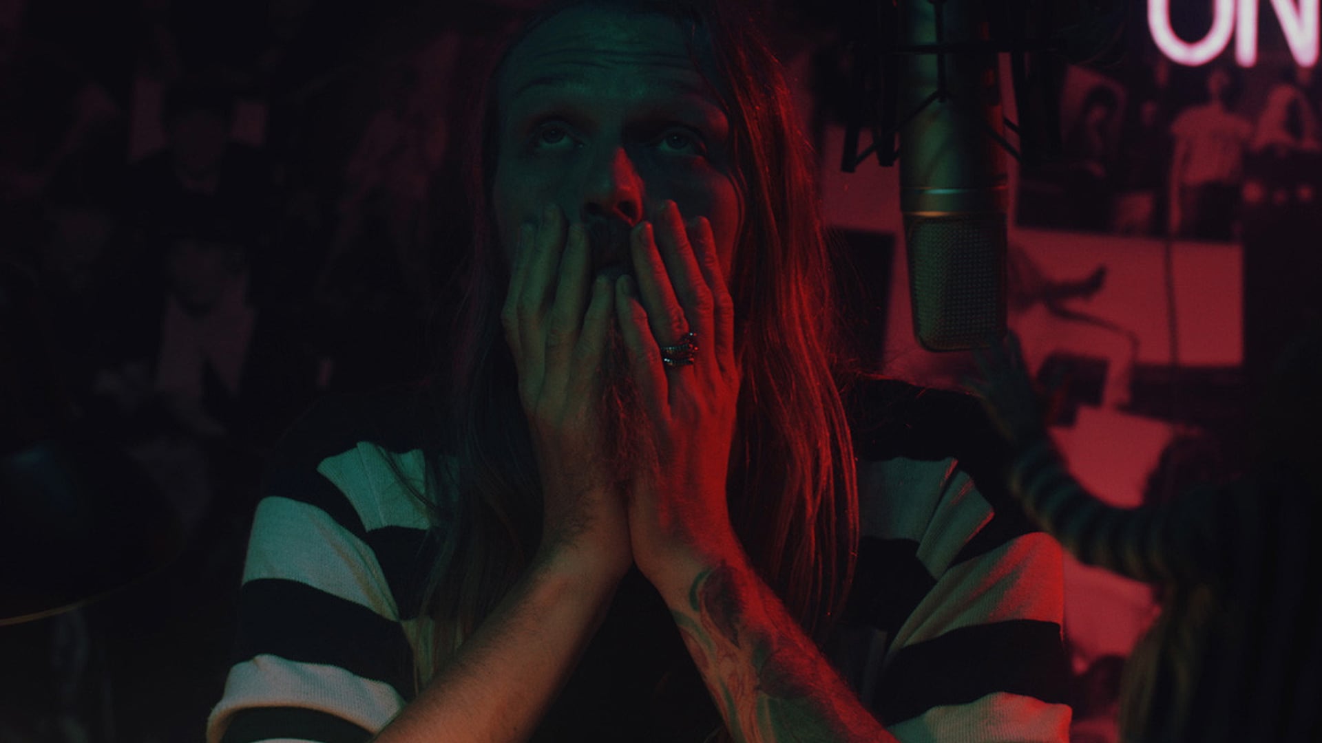 Foto do filme A Night of Horror: Nightmare Radio