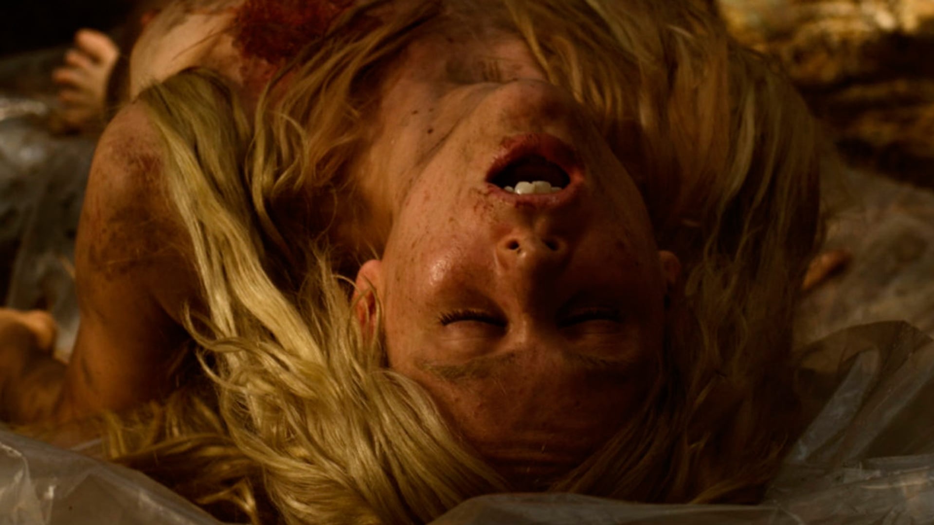 Foto do filme A Night of Horror: Nightmare Radio