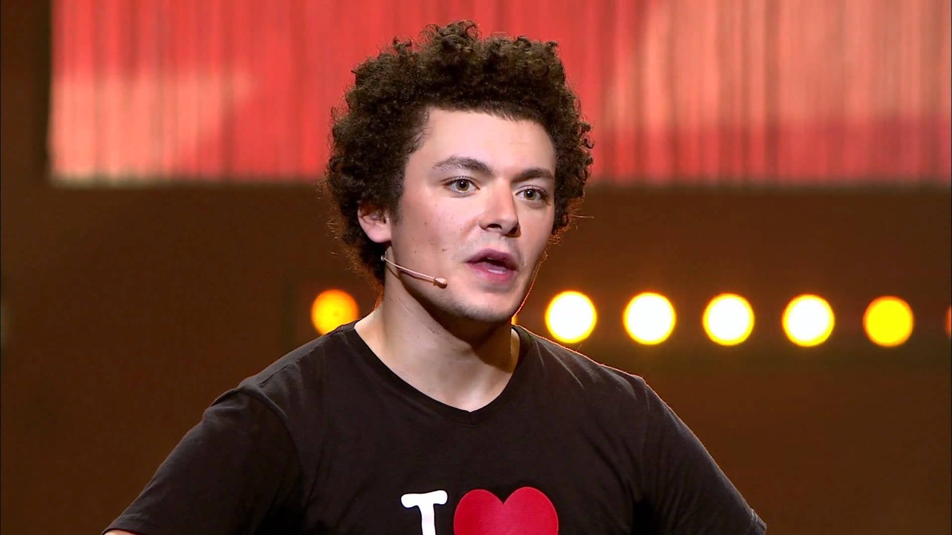 Foto do filme Kev Adams - The Young Man Show