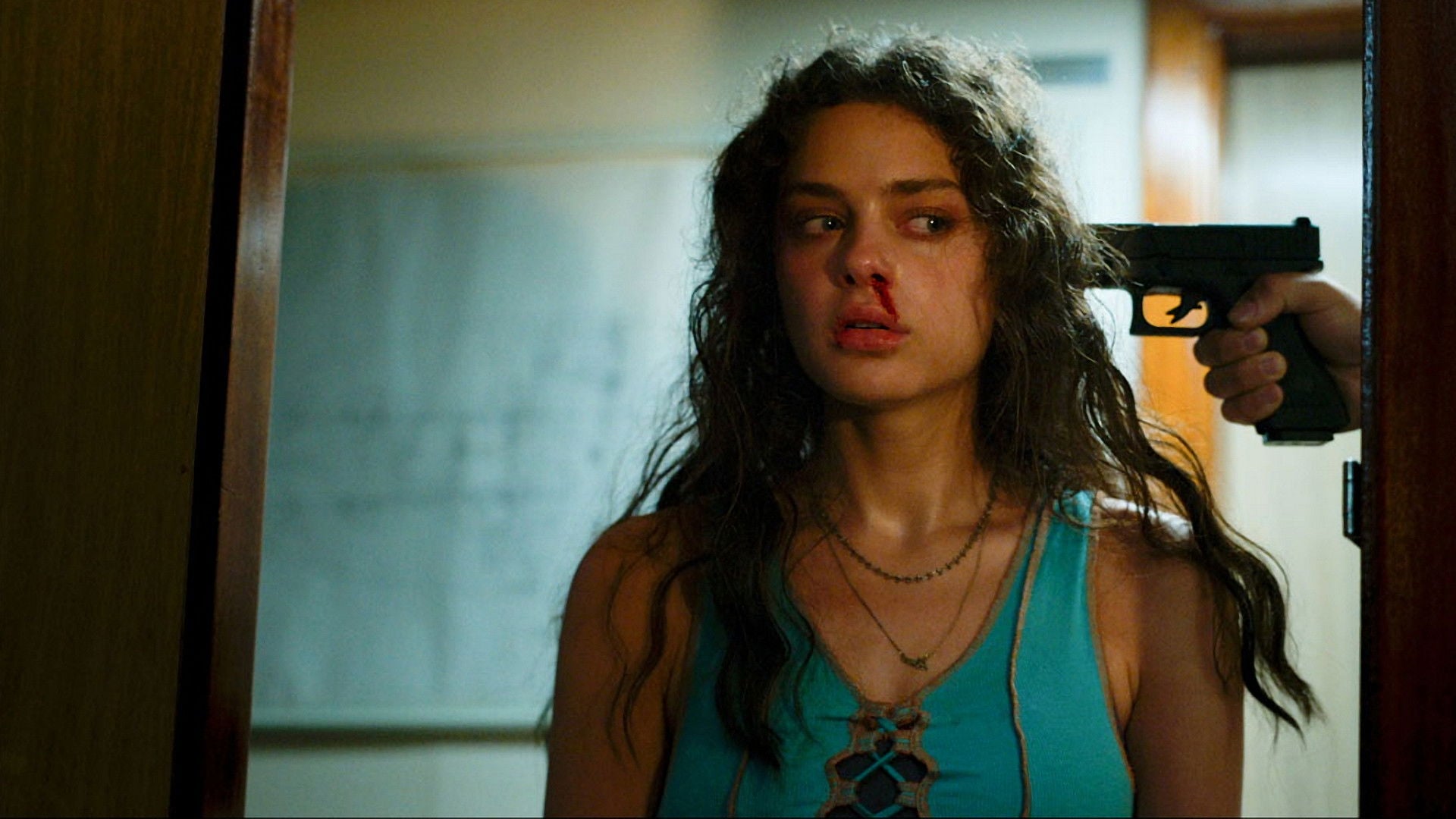 Foto do filme Dangerous Waters