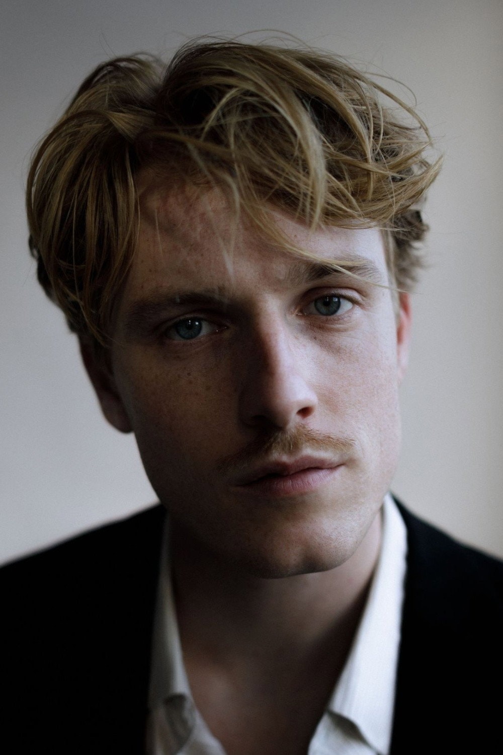 Foto de Louis Hofmann