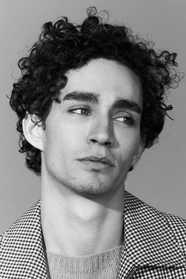 Foto de Robert Sheehan