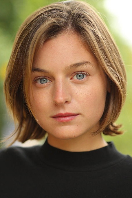 Foto de Emma Corrin