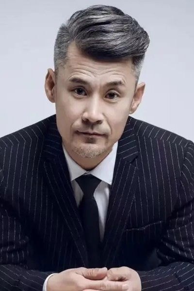 Dong Xueyong
