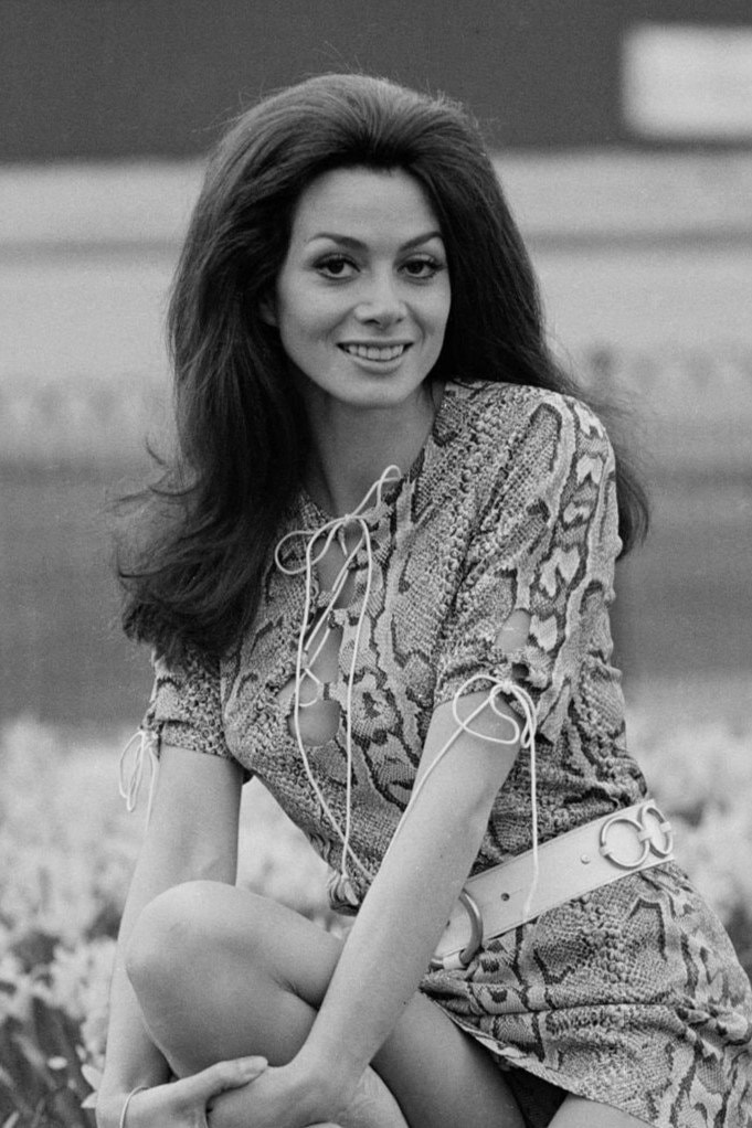 Angela Grant