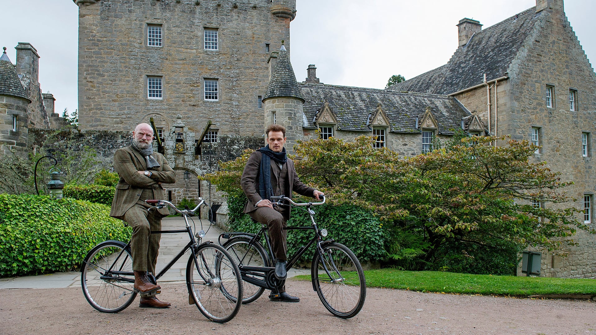 Foto do filme Men in Kilts: A Roadtrip with Sam and Graham