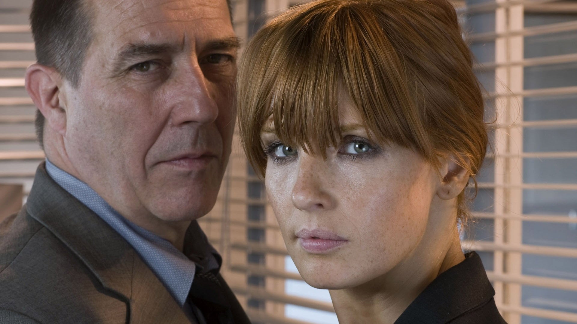 Foto do filme Above Suspicion