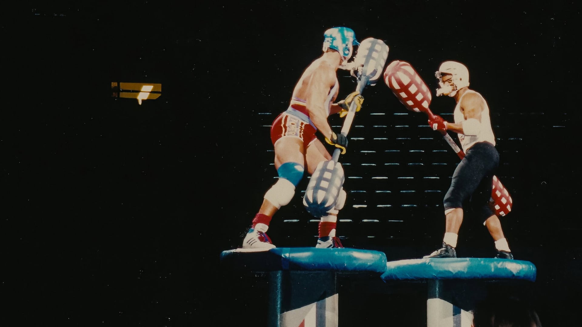 Foto do filme Muscles & Mayhem: Uma história não autorizada de gladiadores americanos