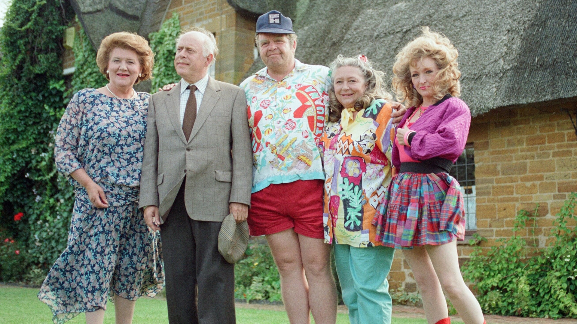 Foto do filme Keeping Up Appearances
