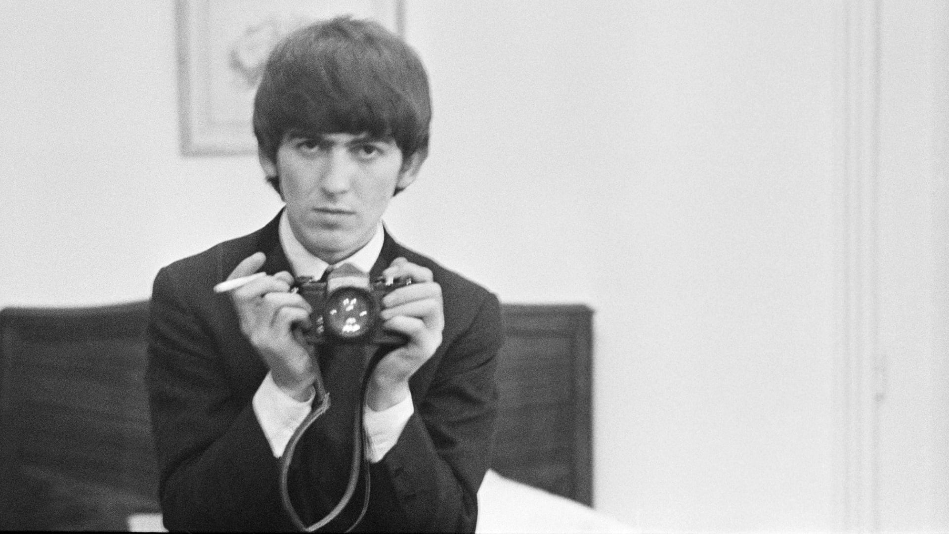 Foto do filme George Harrison: Living in the Material World