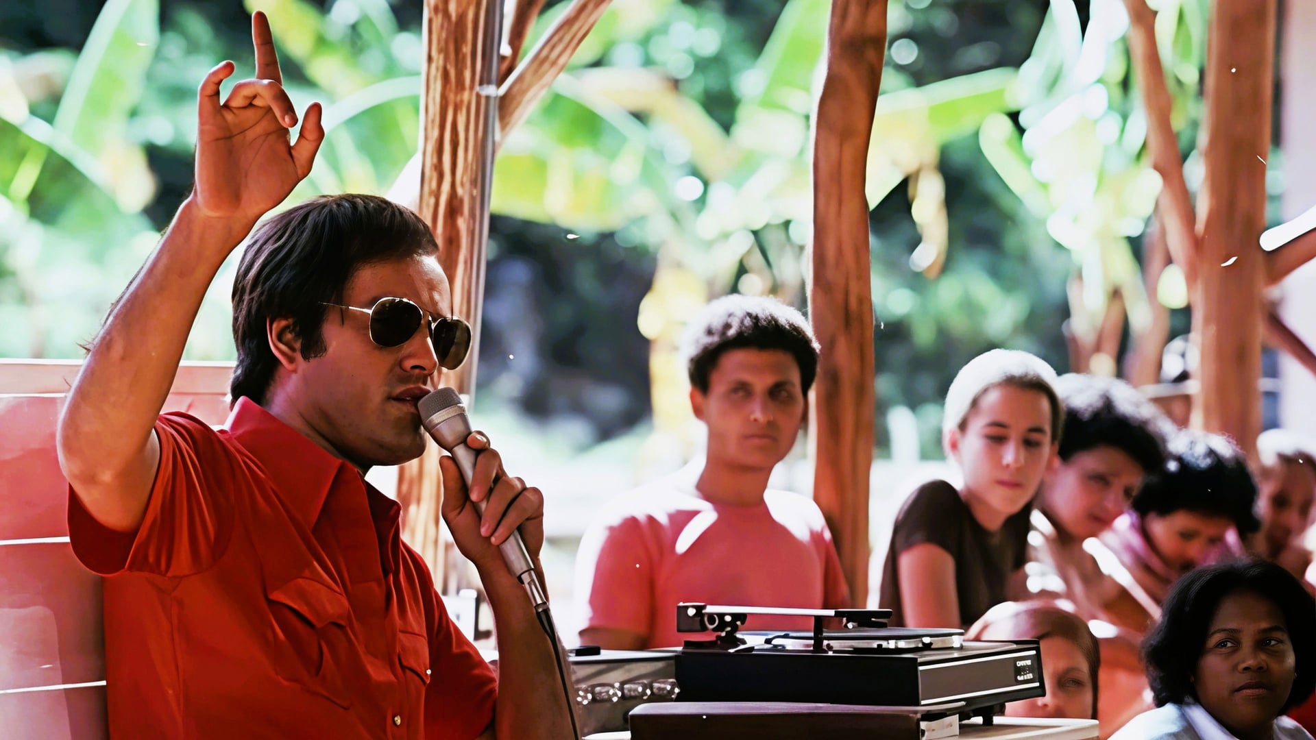 Foto do filme Jim Jones: O Pastor do Diabo