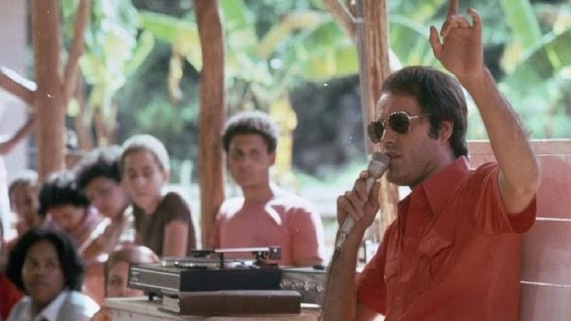 Foto do filme Jim Jones: O Pastor do Diabo