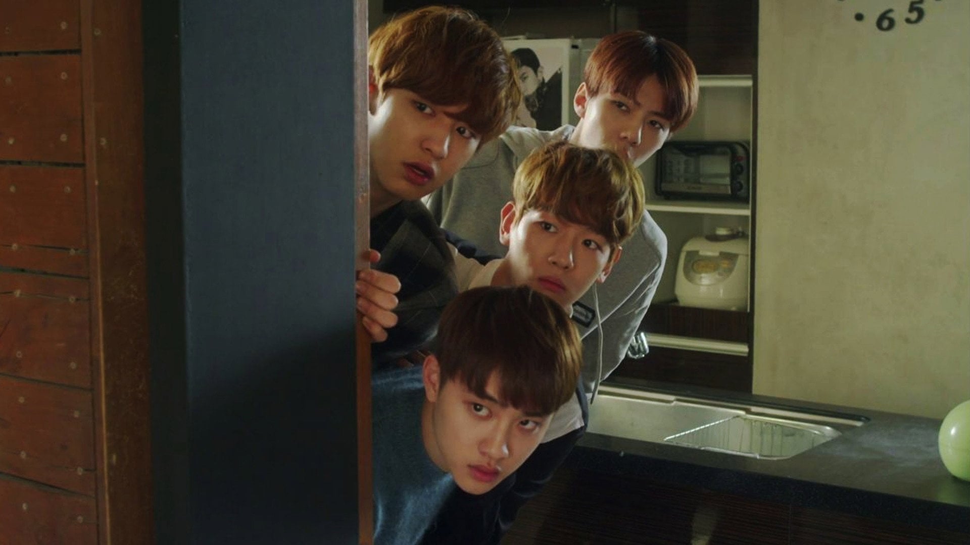 Foto do filme EXO Next Door