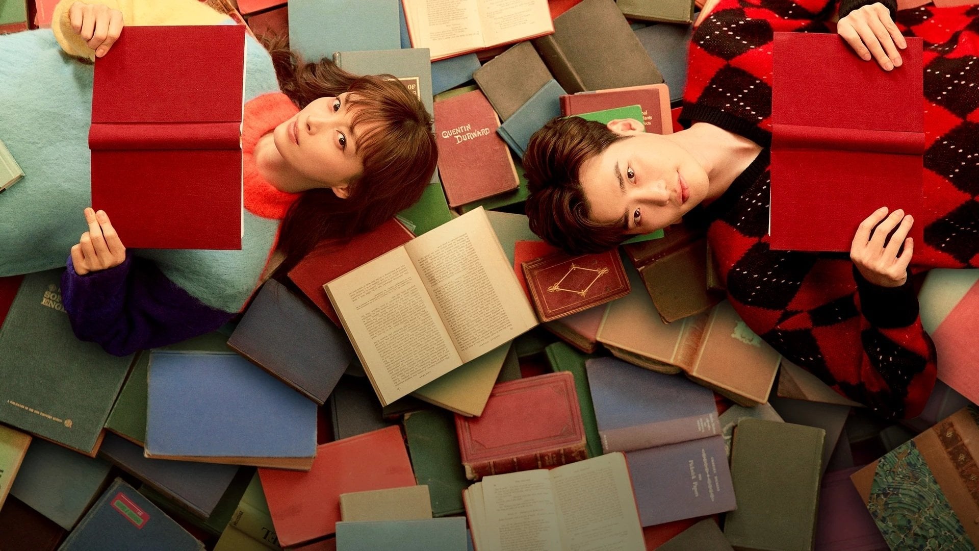 Foto do filme Romance Is a Bonus Book