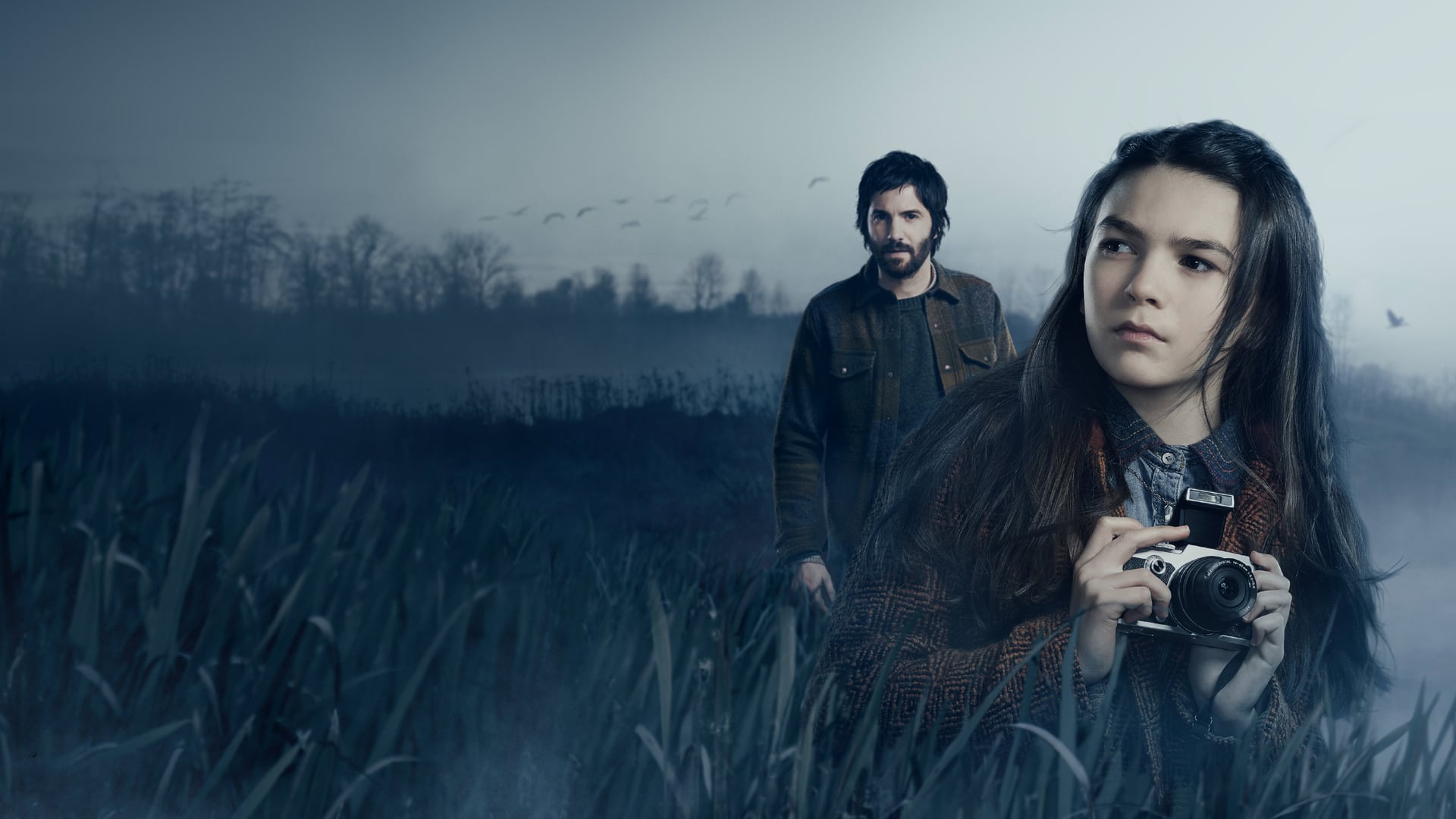 Foto do filme Home Before Dark